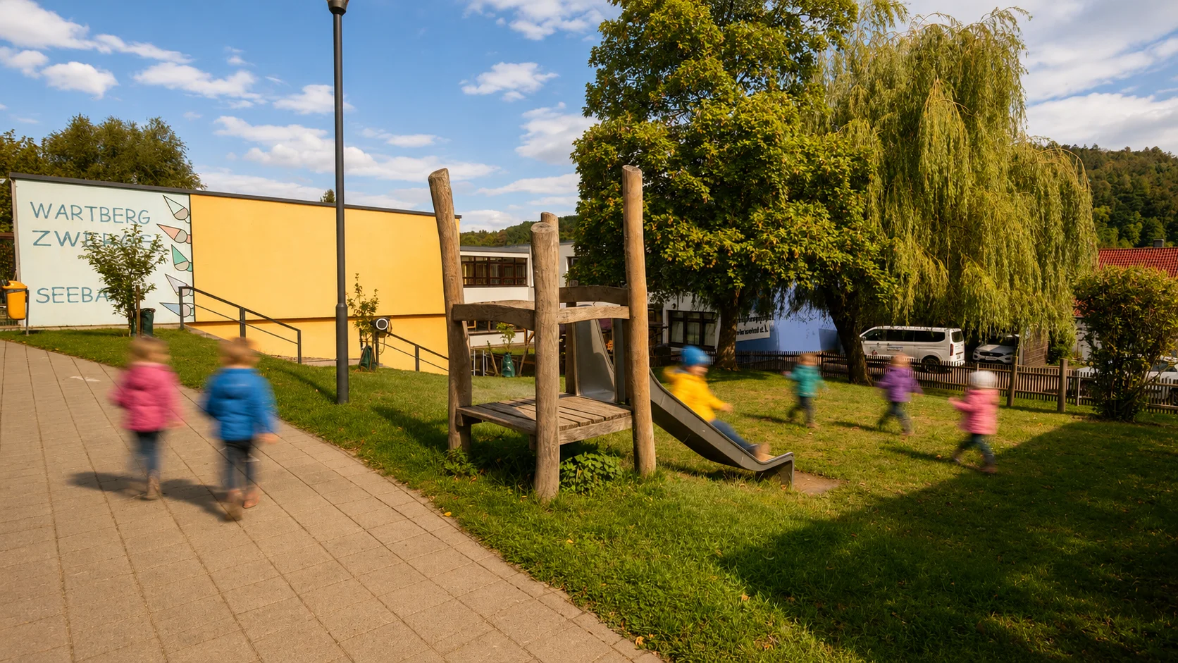 Kita Wartbergzwerge Außenbereich Rutsche